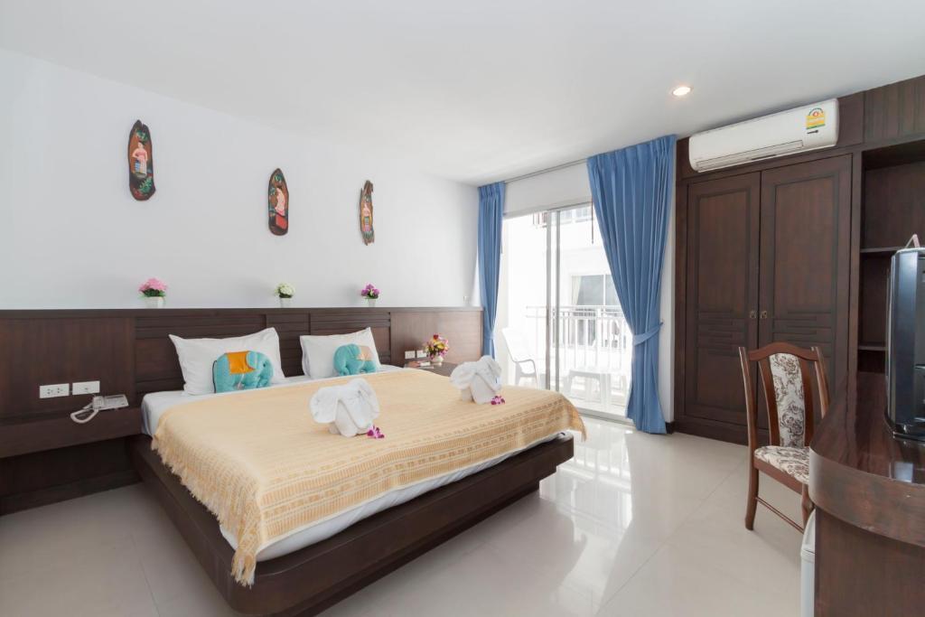 Larn Park Resortel Patong Phòng bức ảnh