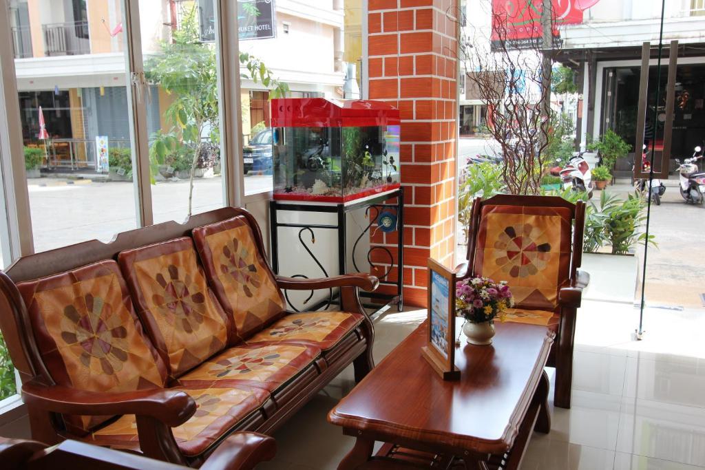 Larn Park Resortel Patong Ngoại thất bức ảnh