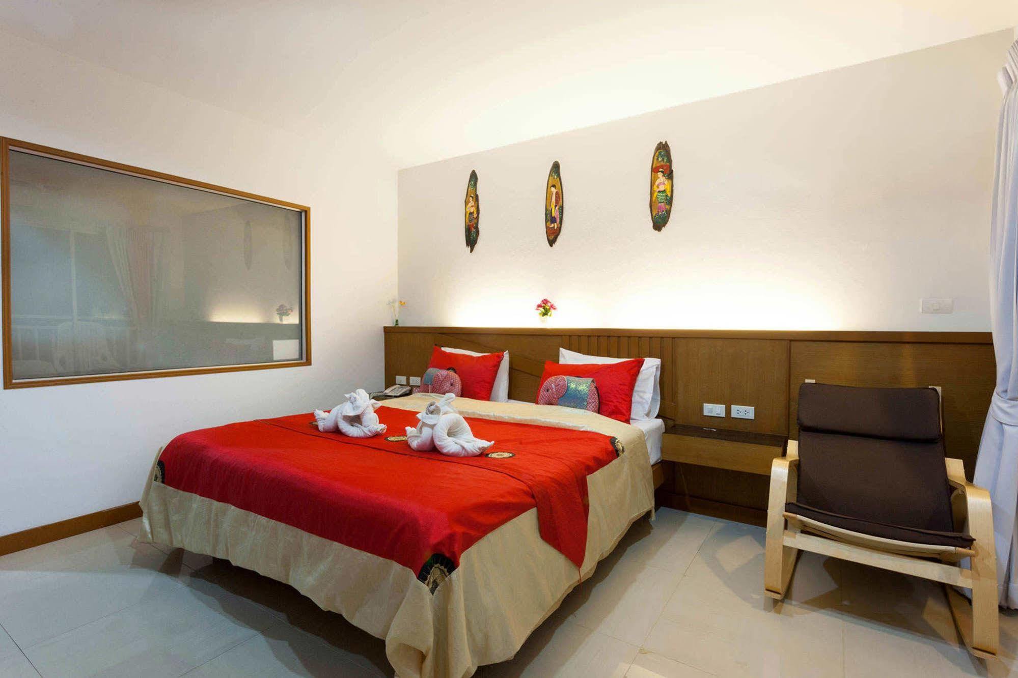 Larn Park Resortel Patong Ngoại thất bức ảnh